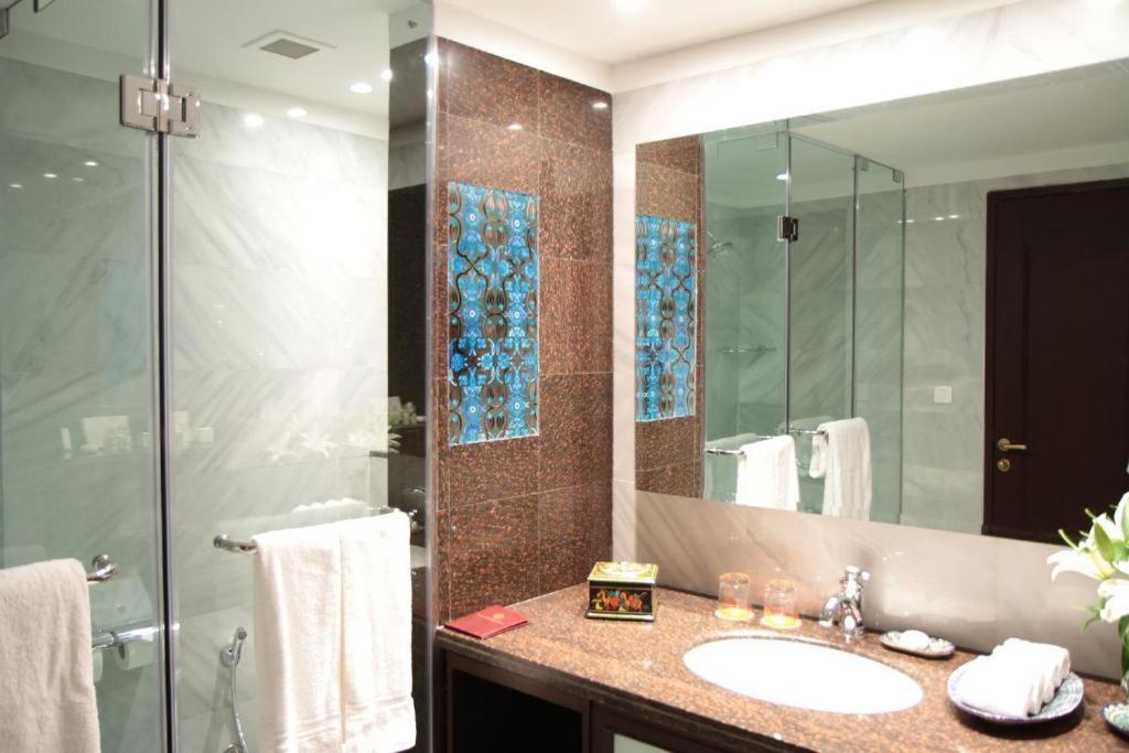Dushanbe Serena Hotel Εξωτερικό φωτογραφία