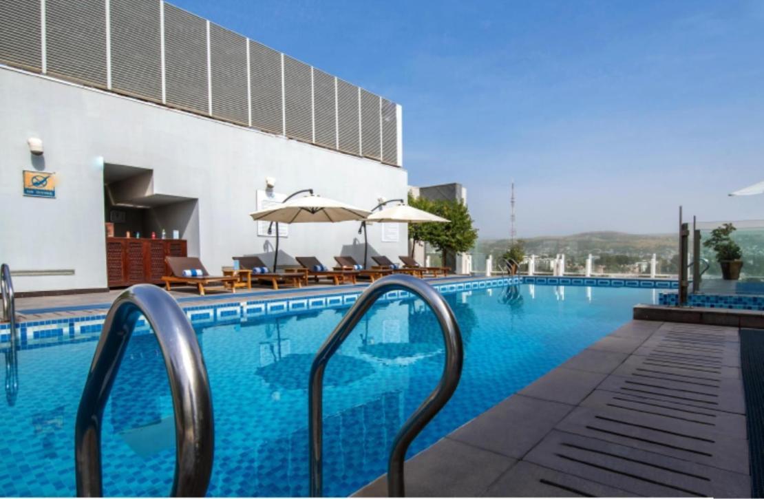 Dushanbe Serena Hotel Εξωτερικό φωτογραφία