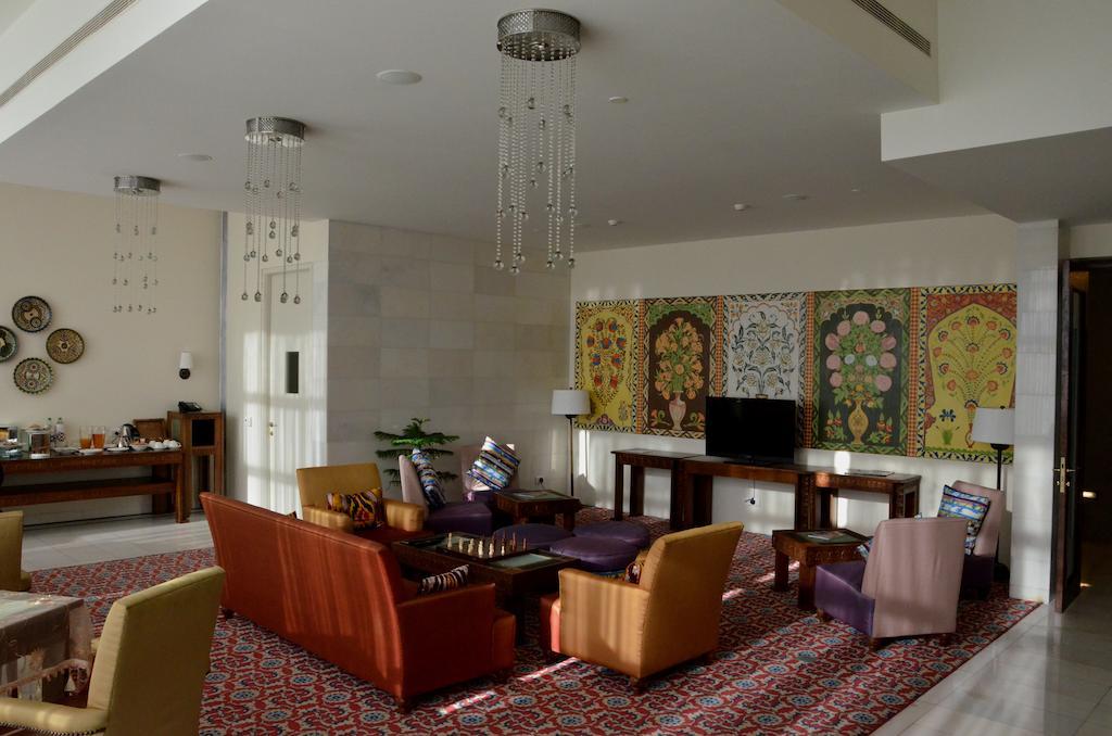 Dushanbe Serena Hotel Εξωτερικό φωτογραφία