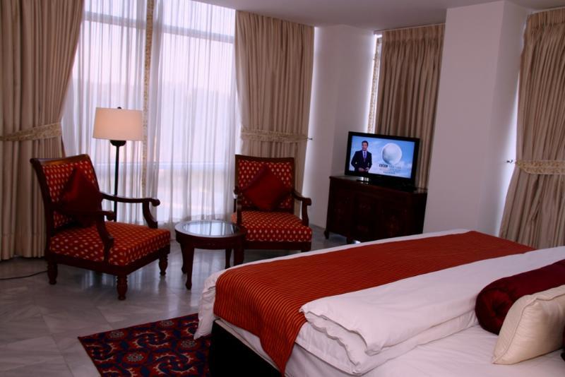Dushanbe Serena Hotel Εξωτερικό φωτογραφία