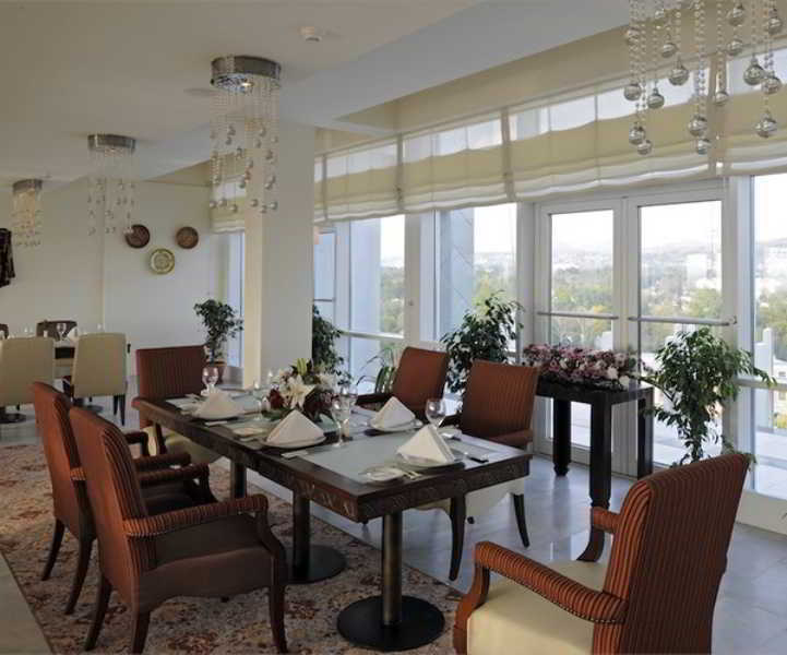 Dushanbe Serena Hotel Εξωτερικό φωτογραφία
